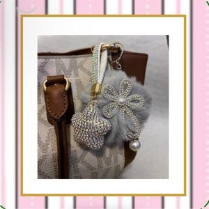 Star Shape Rhinestone keychain/pendant & fur ball SILVER